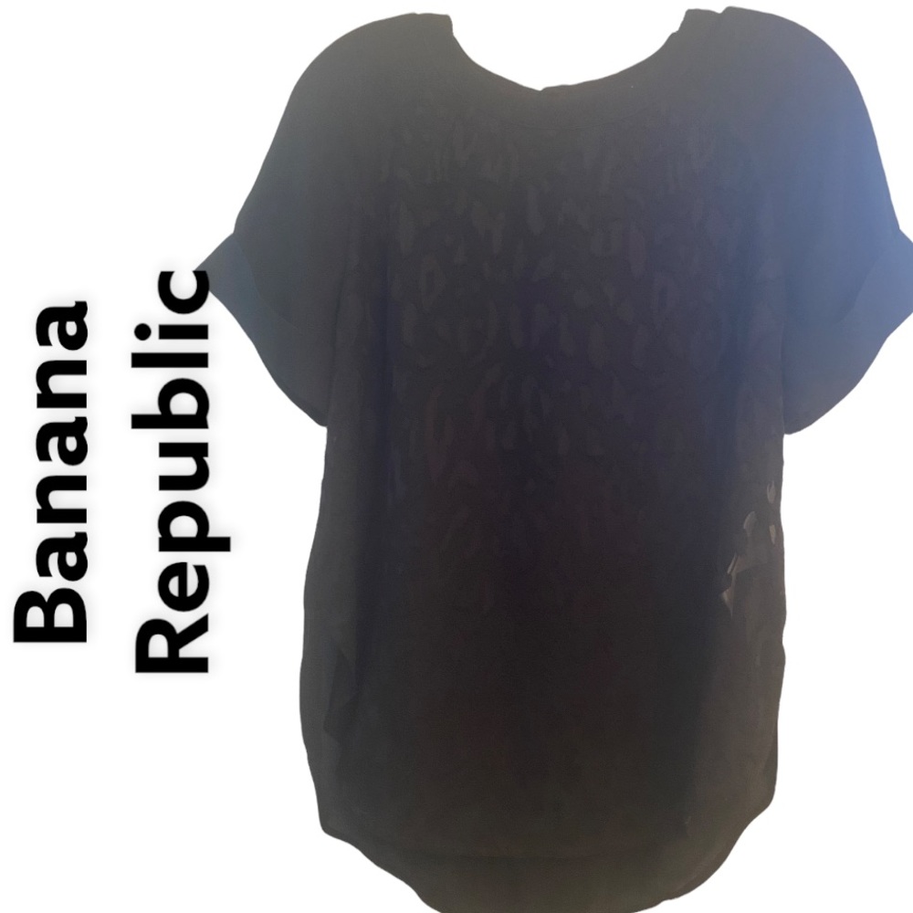 Banana Republic Sheer Animal Print Short Sleeve Pullover Black Blouse XS
